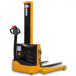 S22-62 Walkie Straddle Stacker