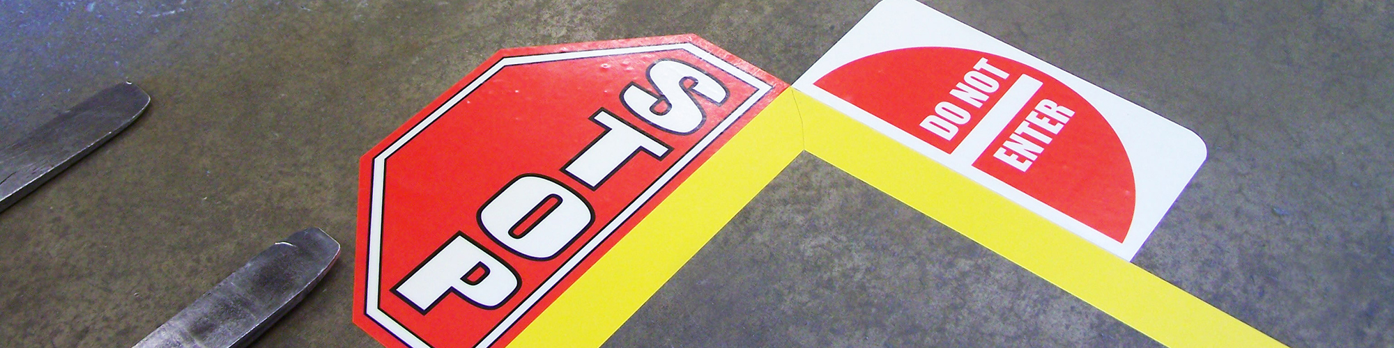 Sign(s) Sign(s)